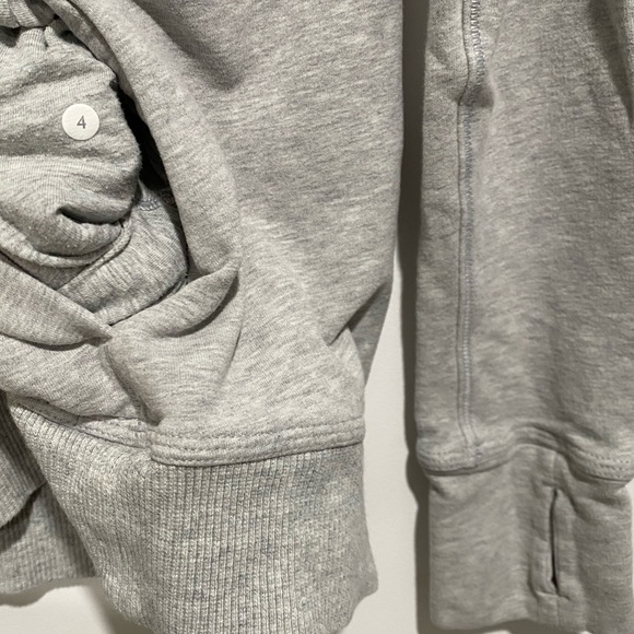 Lululemon stress less pullover hoodie scarf hood Heather grey size 4 - Picture 7 of 8